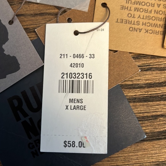 NWOT Mens’s R Ruehl No 825 GreenwichSy New York, NY - Picture 8 of 9